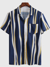 Gestreiftes bedrucktes Hemd